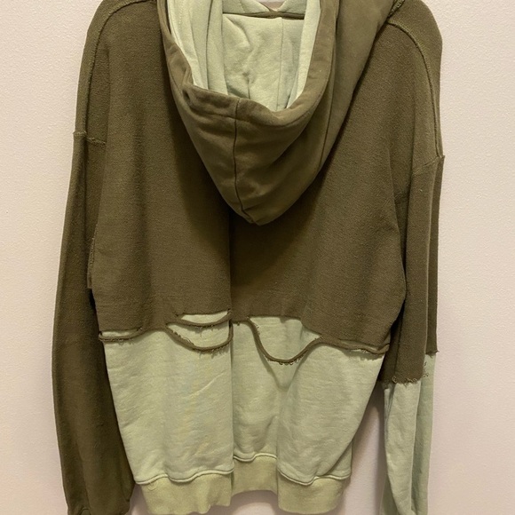 Mens dark and light green DISORDER WORLD hoodie size large. Very cool looking - Picture 8 of 12